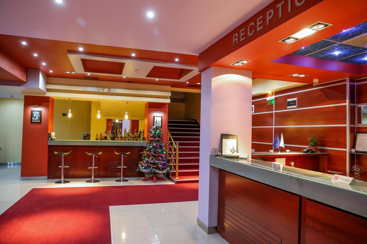 Hotel Bulgaria Kŭrdzhali Eksteriør billede
