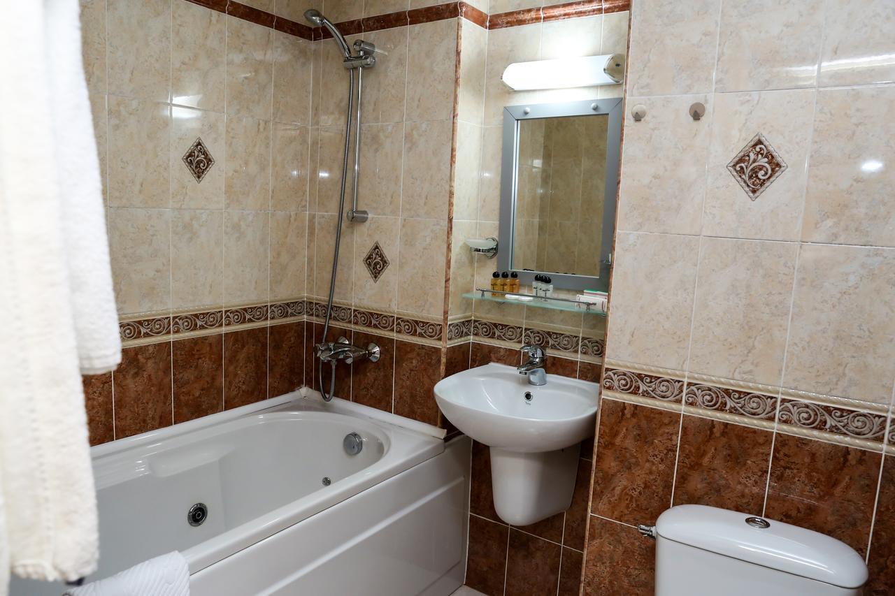Hotel Bulgaria Kŭrdzhali Eksteriør billede